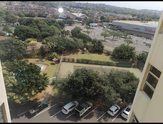 2 BEDROOM APARTMENT FOR SALE IN DURBAN NORTH